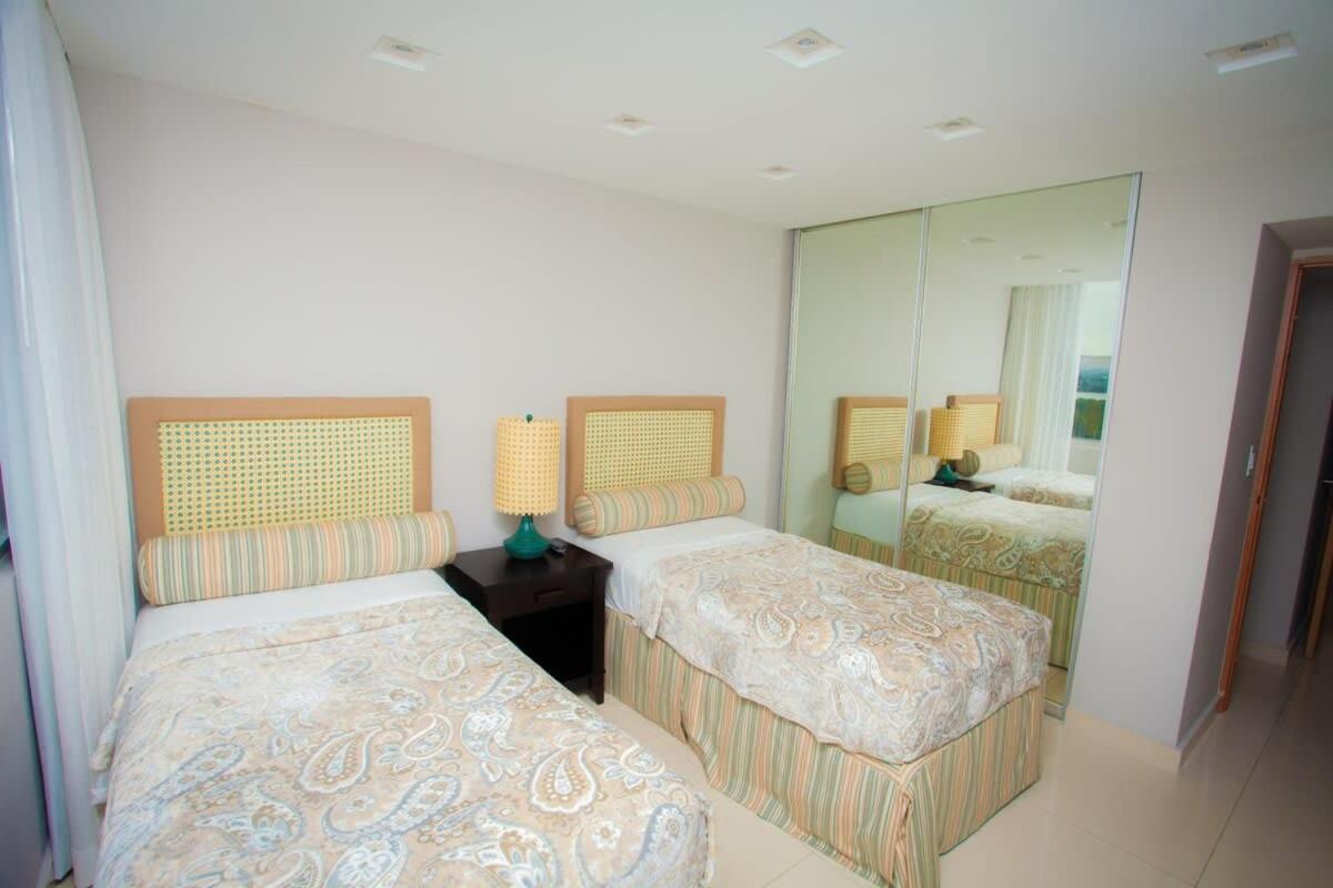 2Br Gem Ocean Front Building Isla Verde Beach San Juan Exterior foto